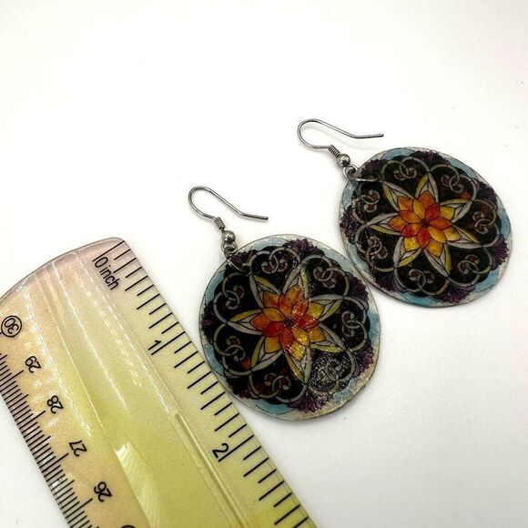 Flower circle earrings - Picture 7 of 9